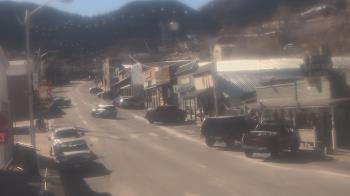 Weather camera view of Overland Hotel.