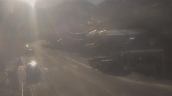 Weather camera view of Overland Hotel.