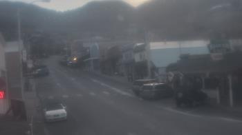 Weather camera view of Overland Hotel.