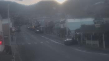 Weather camera view of Overland Hotel.
