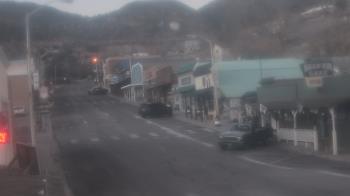 Weather camera view of Overland Hotel.
