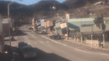 Weather camera view of Overland Hotel.