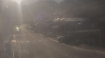 Weather camera view of Overland Hotel.