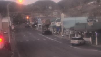 Weather camera view of Overland Hotel.
