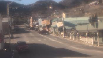 Weather camera view of Overland Hotel.