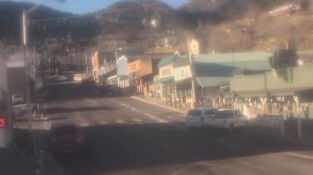 Weather camera view of Overland Hotel.