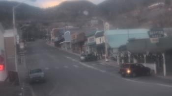 Weather camera view of Overland Hotel.