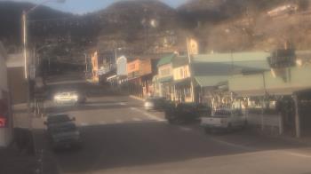 Weather camera view of Overland Hotel.