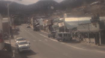 Weather camera view of Overland Hotel.