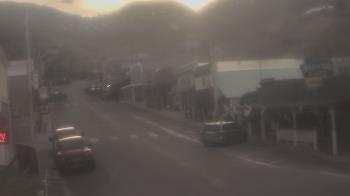 Weather camera view of Overland Hotel.