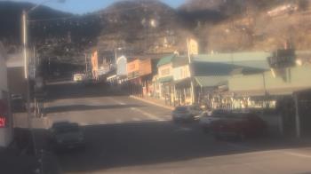 Weather camera view of Overland Hotel.