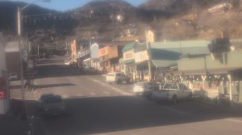 Weather camera view of Overland Hotel.