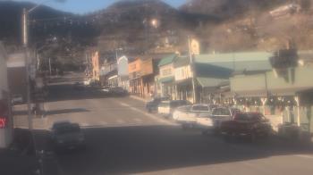 Weather camera view of Overland Hotel.