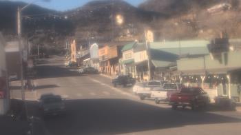 Weather camera view of Overland Hotel.