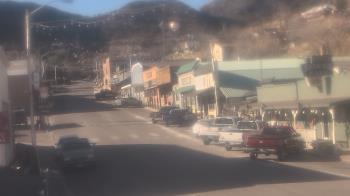 Weather camera view of Overland Hotel.