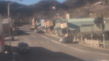 Weather camera view of Overland Hotel.