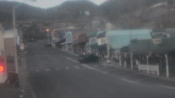 Weather camera view of Overland Hotel.