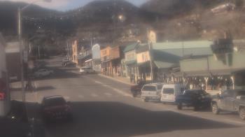 Weather camera view of Overland Hotel.