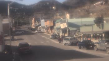 Weather camera view of Overland Hotel.