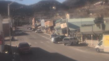 Weather camera view of Overland Hotel.