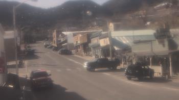 Weather camera view of Overland Hotel.