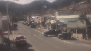 Weather camera view of Overland Hotel.