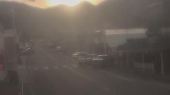 Weather camera view of Overland Hotel.