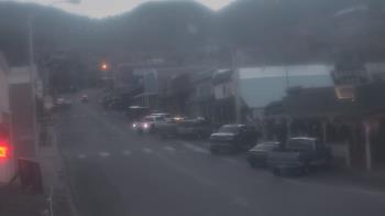 Weather camera view of Overland Hotel.