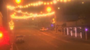 Weather camera view of Overland Hotel.