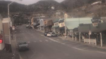 Weather camera view of Overland Hotel.