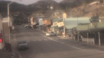 Weather camera view of Overland Hotel.