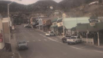 Weather camera view of Overland Hotel.