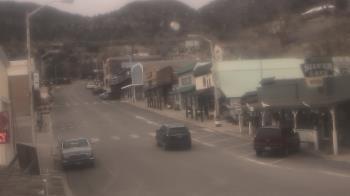 Weather camera view of Overland Hotel.