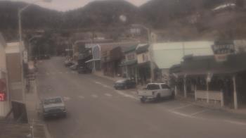 Weather camera view of Overland Hotel.