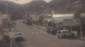 Weather camera view of Overland Hotel.