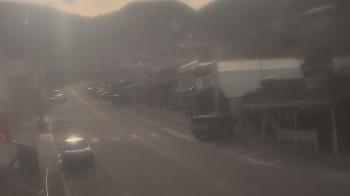 Weather camera view of Overland Hotel.