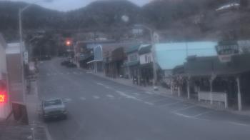 Weather camera view of Overland Hotel.