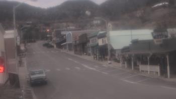 Weather camera view of Overland Hotel.