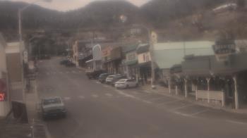 Weather camera view of Overland Hotel.