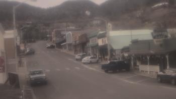 Weather camera view of Overland Hotel.