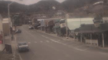 Weather camera view of Overland Hotel.