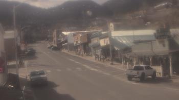 Weather camera view of Overland Hotel.