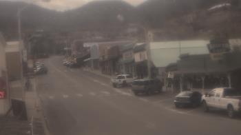 Weather camera view of Overland Hotel.