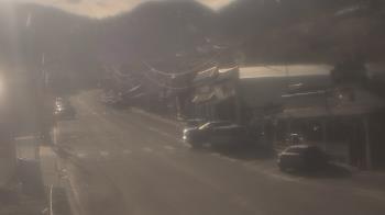 Weather camera view of Overland Hotel.