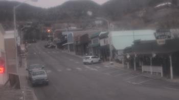 Weather camera view of Overland Hotel.