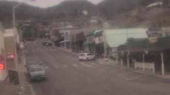 Weather camera view of Overland Hotel.