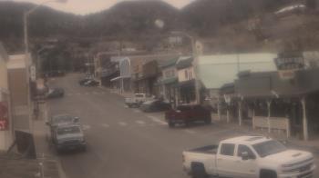 Weather camera view of Overland Hotel.