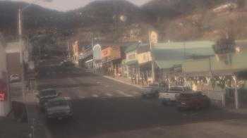 Weather camera view of Overland Hotel.