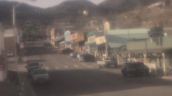 Weather camera view of Overland Hotel.
