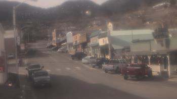 Weather camera view of Overland Hotel.